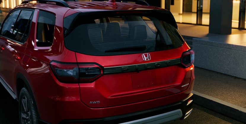 Honda_Pilot_exteriorgallery_PIL23-019_Sport_LSM