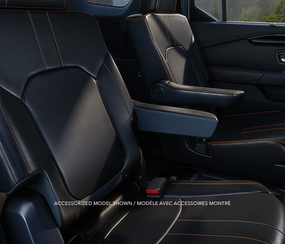 Honda_Pilot_interiorrgallery_PIL23-034_Touring