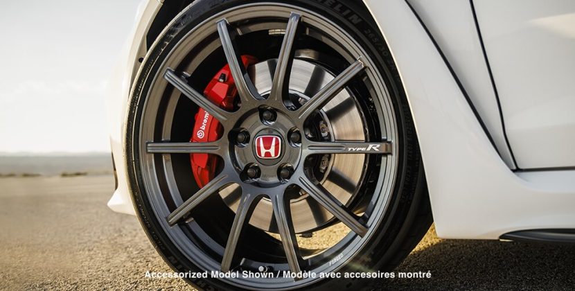 MY24_Civic_TypeR_1200x500_Desktop_OverviewGalleryExterior_04