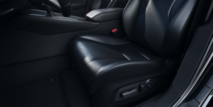 MY25_Accord_1200x500_Desktop_OverviewGallery_Interior_03