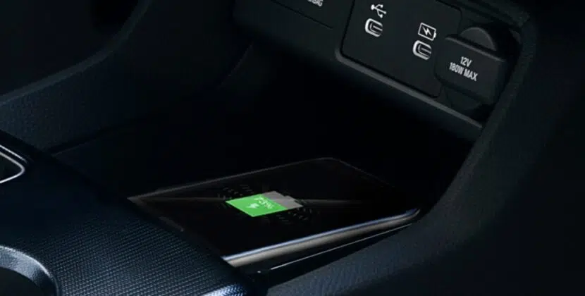 MY25_Civic_Sedan_1248x702_Desktop_OverviewGallery_Interior_12