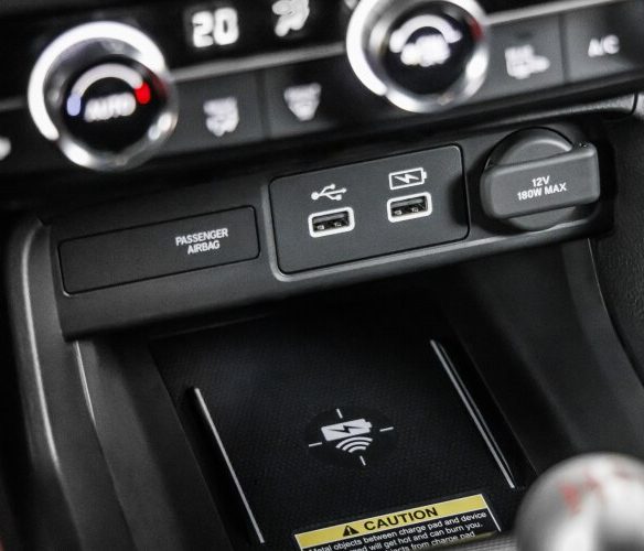 MY24_Civic_TypeR_1200x500_Desktop_OverviewGalleryInterior_11