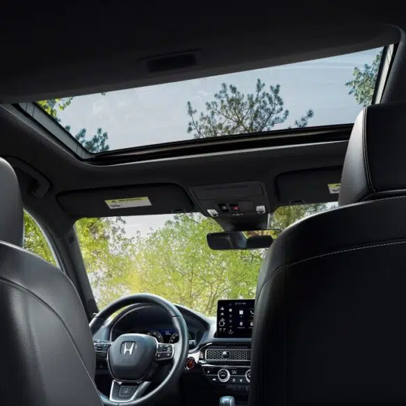 MY25_Civic_Sedan_1248x702_Desktop_OverviewGallery_Interior_06