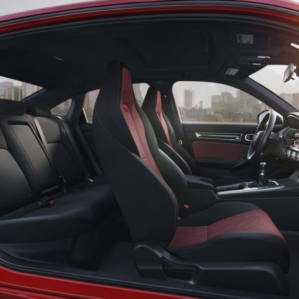 MY25_Civic_Si_1248x702_Desktop_OverviewGalleryInterior_01