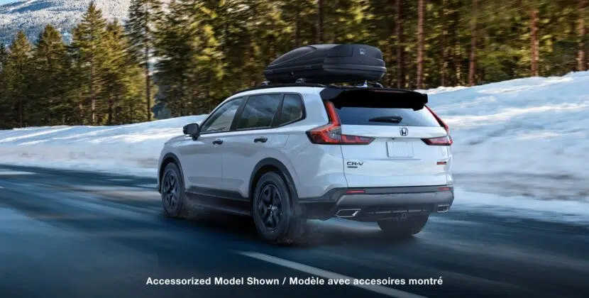 MY26_CR-V_1248x500_Desktop_OverviewGalleryExterior_05