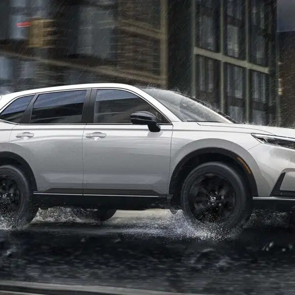 MY26_CR-V_1248x500_Desktop_OverviewGalleryExterior_12