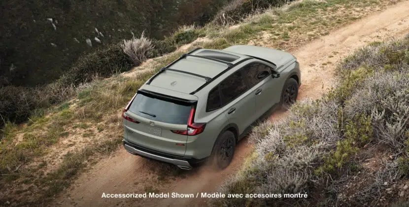 MY26_CR-V_1248x500_Desktop_OverviewGalleryExterior_03