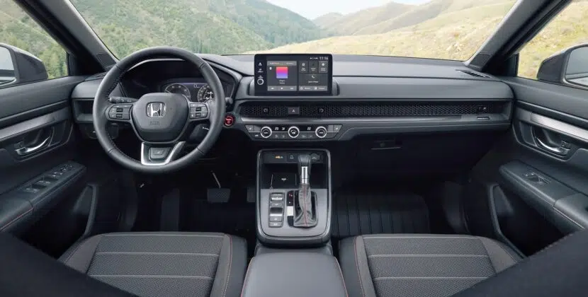 MY26_CR-V_1248x500_Desktop_OverviewGalleryInterior_07