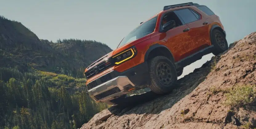 MY26_Passport_1248x500_Desktop_OverviewGalleryExterior_10